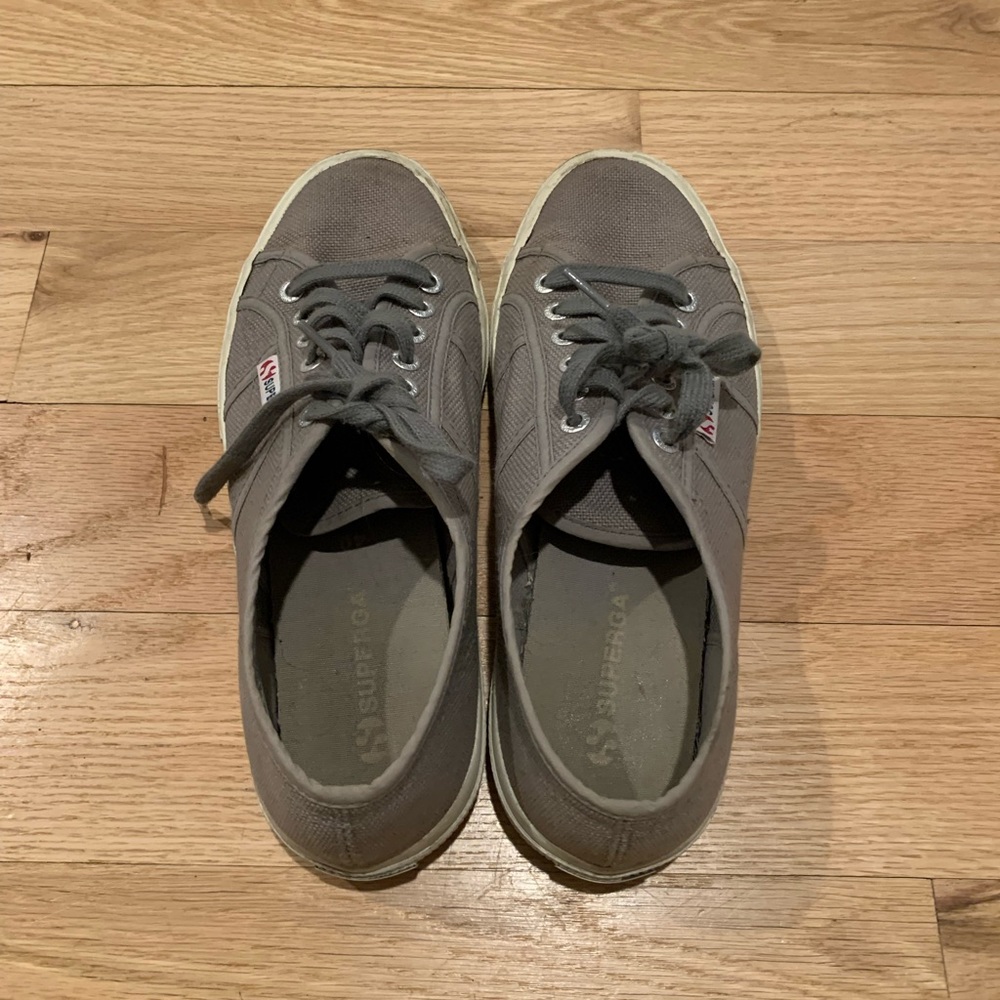 Gray Supergas - image 2
